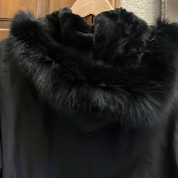 Women's size S/M Black Reversible 3/4 length Beaver coat with hood. Like new - Picture 5 of 8